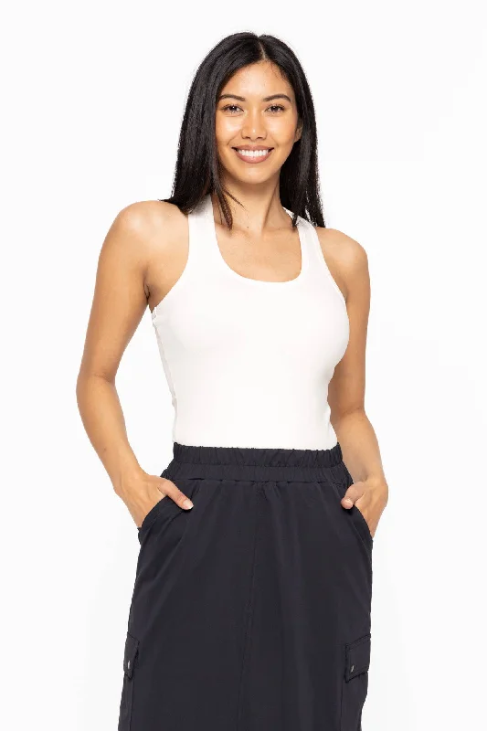 Noble Temperament Smooth Fit Scoop Neck Tank