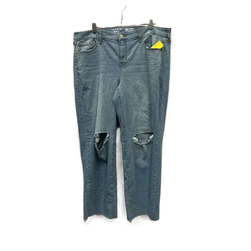 Comfortable And Versatile Jeans Cropped By Torrid In Blue, Size: 16