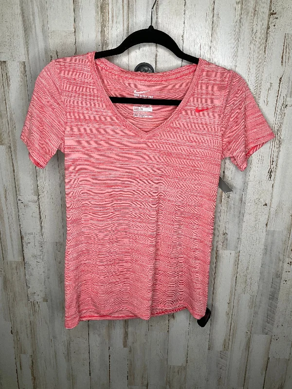 Comfortable And Simple Athletic Top Short Sleeve By Nike In Red, Size: S